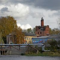 Вид от Городского пруда на пивоварню Гейдера в Советске., Советск