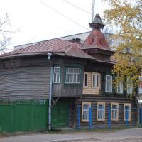 Кимры. Старый деревянный дом на ул. Орджоникидзе, Кимры