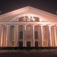 Театр в туманной ночи, Калуга