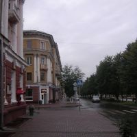 Кемерово. Одна из улиц ведущих к набережной., Кемерово