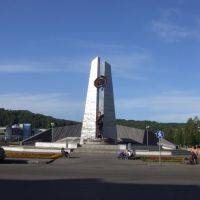 Стелла памяти погибшим шахтёрам, Междуреченск