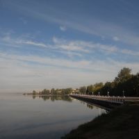На берегу пруда, Омутнинск