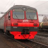 Электропоезд ЭД9М-0129 сообщением Киров-Шабалино прибыл на станцию Свеча, Свеча
