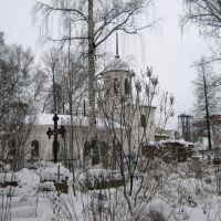 Троицкая церковь, вид от кладбища, Слободской