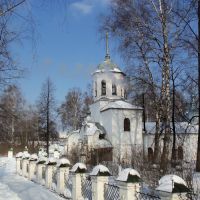 Троицкая церковь и ограда, Слободской