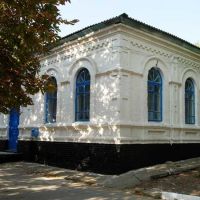 Одно из старейших зданий Тбилисской,ныне СШ № 1, Тбилисская