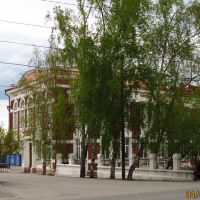 Building of former womens programmar school (1912), 7 Prosvescheniya St./10 Lenin St., Ачинск