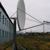 Станция спутниковой связи установлена компанией ЗАО "РОССИБ" в рамках ПНП "Образование" в н. п. Караул, Караул