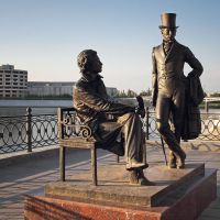 Скульптурная композиция "Пушкин и Онегин", Йошкар-Ола