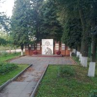 Памятник, Апрелевка