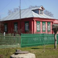 Pink isba in Likino-Dulyovo, Ликино-Дулево