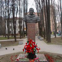 Monument to cosmonaut Gennadi Strekalov, Мытищи