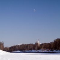church and moon, Старбеево