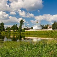 Вид на Свято-Духов монастырь    г. Боровичи, Новгородская обл., Боровичи