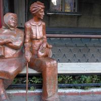 Беседа - "светская",  улица - Советская / Two Old Iron Women  (2005), Новосибирск