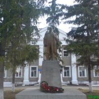 Памятник Ленину, Тюкалинск