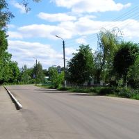Возле школы в Глазуновке (Near schools Glazunovka), Глазуновка