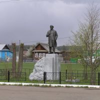 Село Барда - памятник вождю, Барда