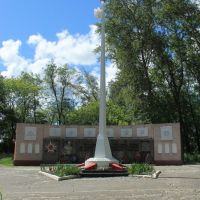 В городском сквере. Памятный комплекс, погибшим в Великой Отечественной войне 1941-1945гг, Верещагино