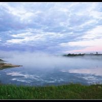 Правый берег Усолки, залив, торфяное болото, мороз, июнь, туман, Соликамск