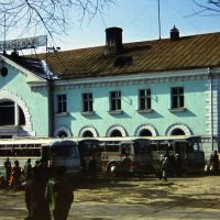 Nakhodka, Russia, spring 1976. The TIKHOOKEANSKAYA railway station., Находка