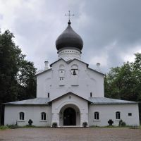 Свято-Державный Димитриевский собор в крепости города Гдова, Гдов