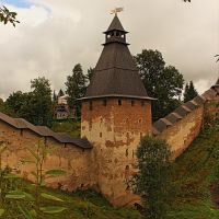 Pskovo-Pecherskiy Dormition Monastery. Tower of the upper lattices. Башня Верхних решеток., Печоры
