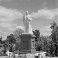 Порхов. Памятник Ленину. 07/1956г., Порхов