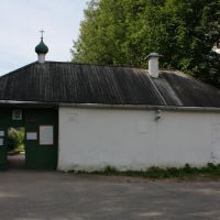 Monastery gate, Пушкинские Горы