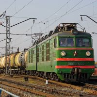 Electric locomotive VL80K-602 with train, Батайск