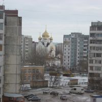 Золотые купола среди панельных девятиэтажек, Волгодонск