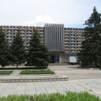Центральный универмаг, Зерноград