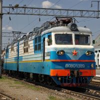 Electric locomotive VL80T-1389 with train, Сальск