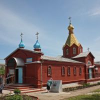 Новокуйбышевск-действующий храм  в честь иконы БМ Умиление, Новокуйбышевск