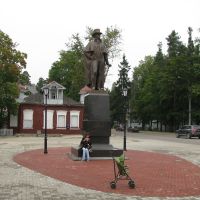 Памятник В.А. Всеволожскому, установлен в 2009, Всеволожск