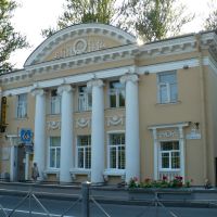 Здание банка (и серп и молот на фасаде) :), Зеленогорск