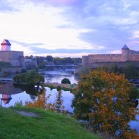 Narva Hermann Castle and Ivangorod Fortress, Ивангород