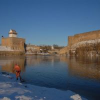 Brave winter swimmer, Ивангород