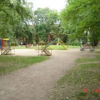 Двор на Суворовской (бывший военный городок), Петродворец