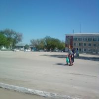 площадь наша безымянная (май 2012), Калининск