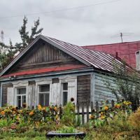 Country house in big city, Саратов