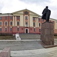 Здание администрации, Новоуральск, Новоуральск