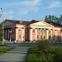Центральная городская библиотека для детей, май 2011г., Новоуральск