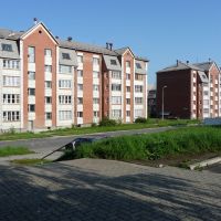 Новоуральск, новые дома на улице Фрунзе / Novouralsk, new buildings on the street Frunze, Новоуральск