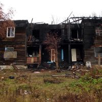 Алапаевск. 2013 г. Общежитие станкозавода после пожара, Алапаевск