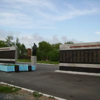 Монумент у вечного огня, Красноуральск
