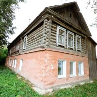 Old russian wood house, Nevyansk, Невьянск