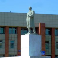 Туринск. Ленин на центральной площади., Туринск