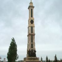 Monument in park of Victory, Апастово