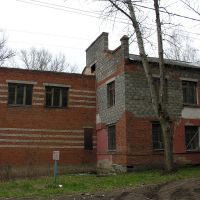 Редакция местной газеты. Здание повреждено в результате взрыва., Алексин
